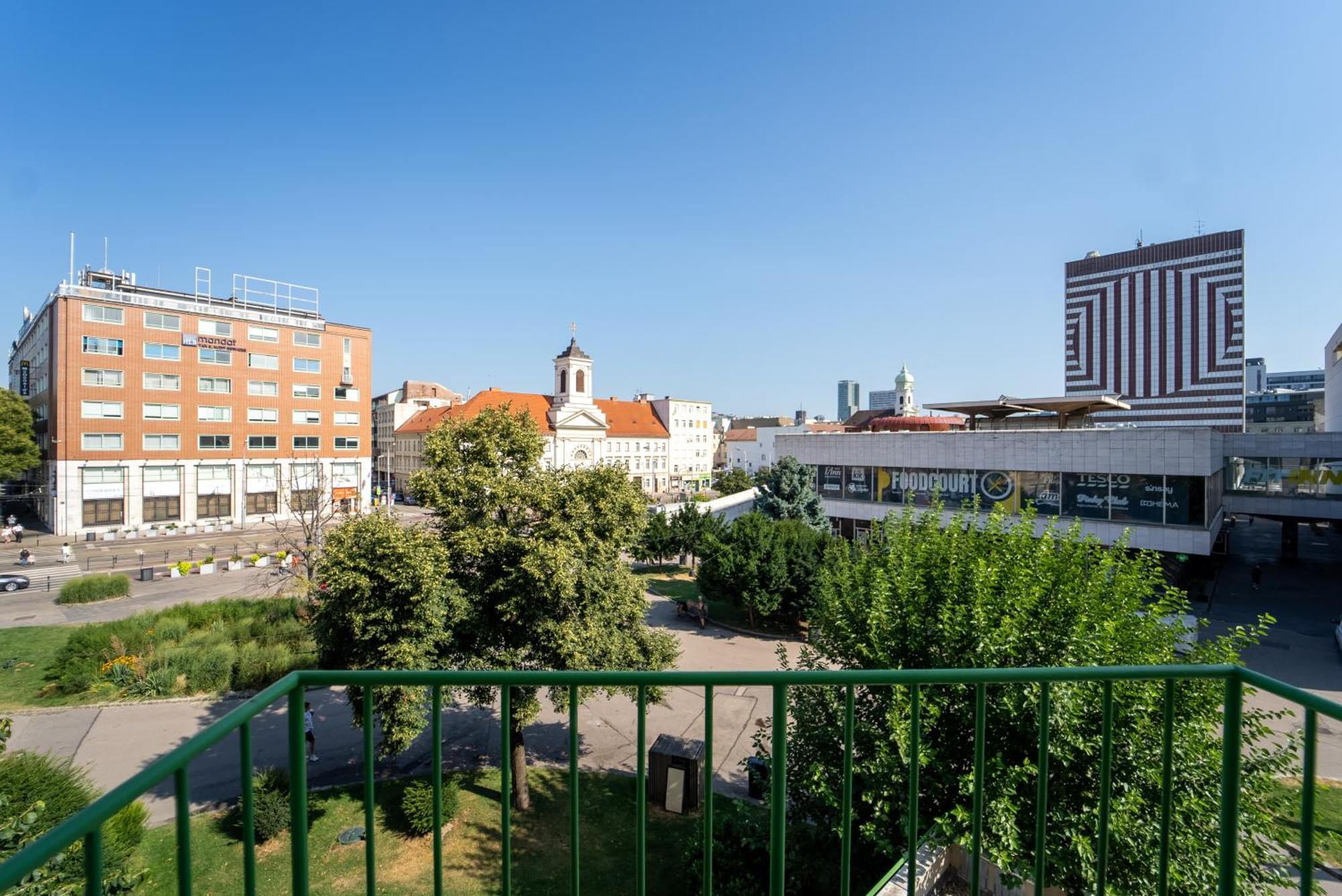 Verve Home Old Town Dunajska 2 Bratislava Exterior photo